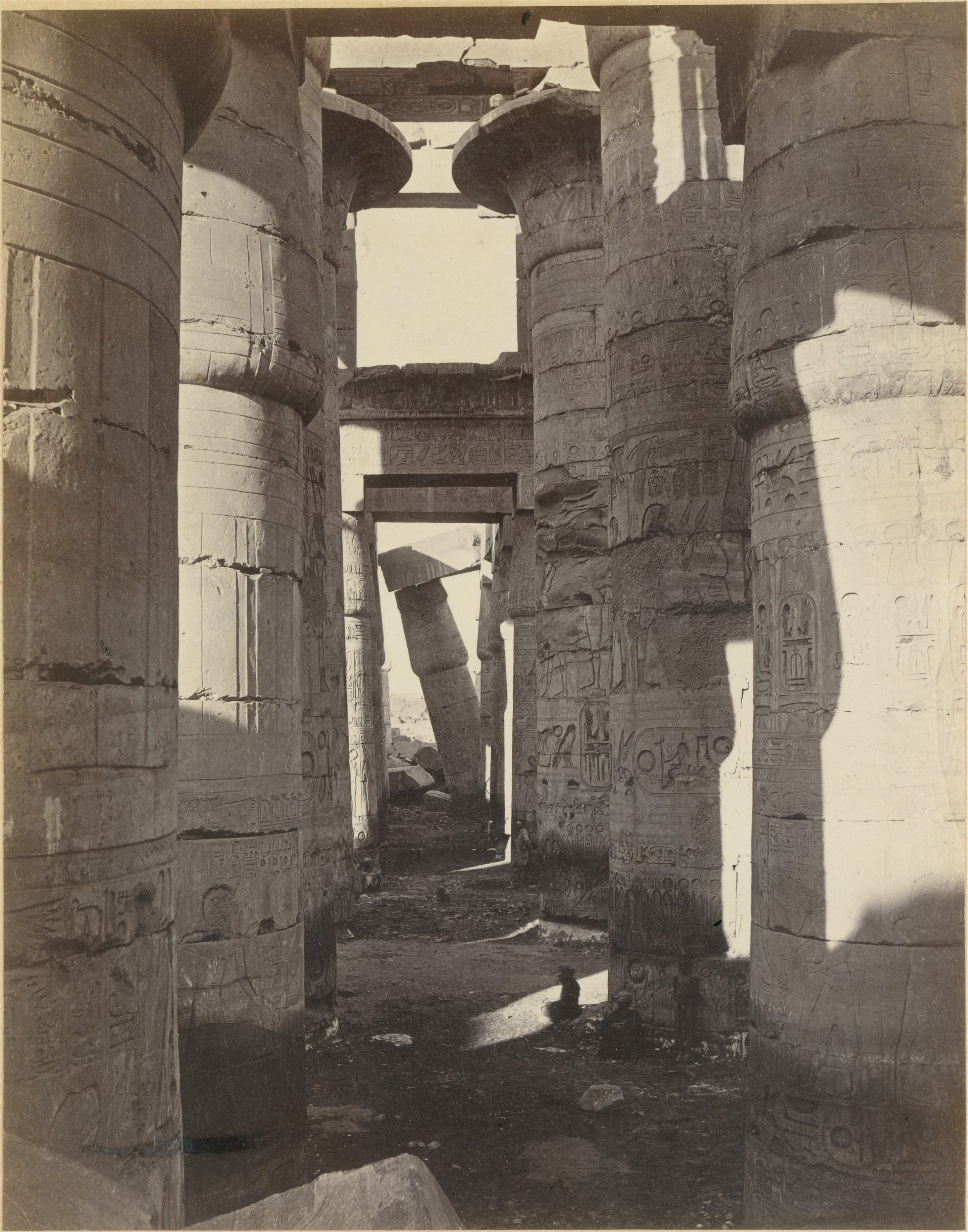 Haute-Egypt, Salle Hypostyle à Karnak by Adolphe Braun